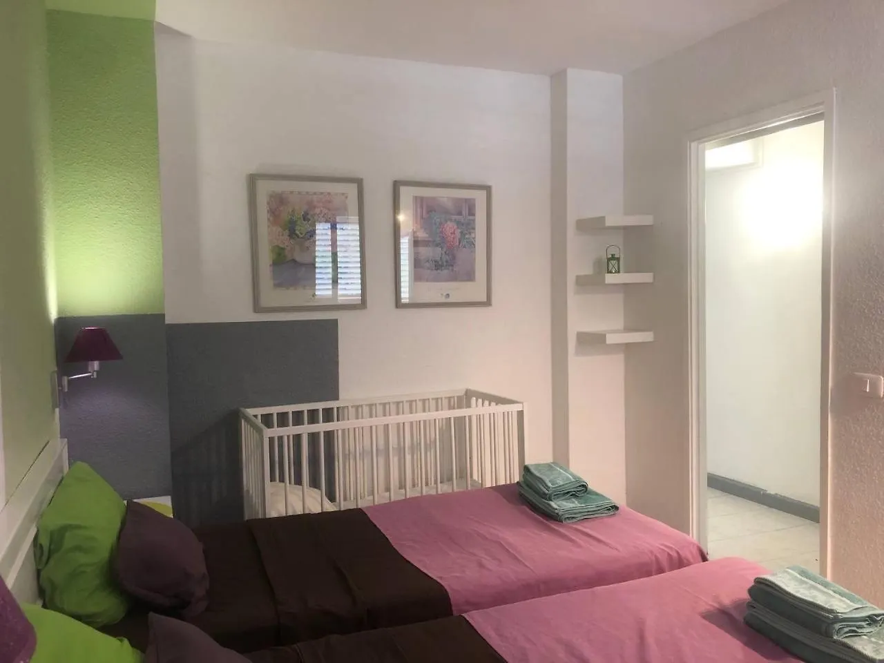 Apart Hotel Ponderosa 아데제 아파트