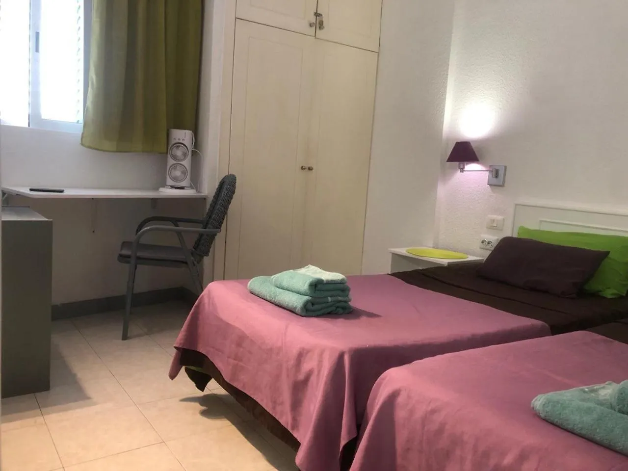Apart Hotel Ponderosa 아데제