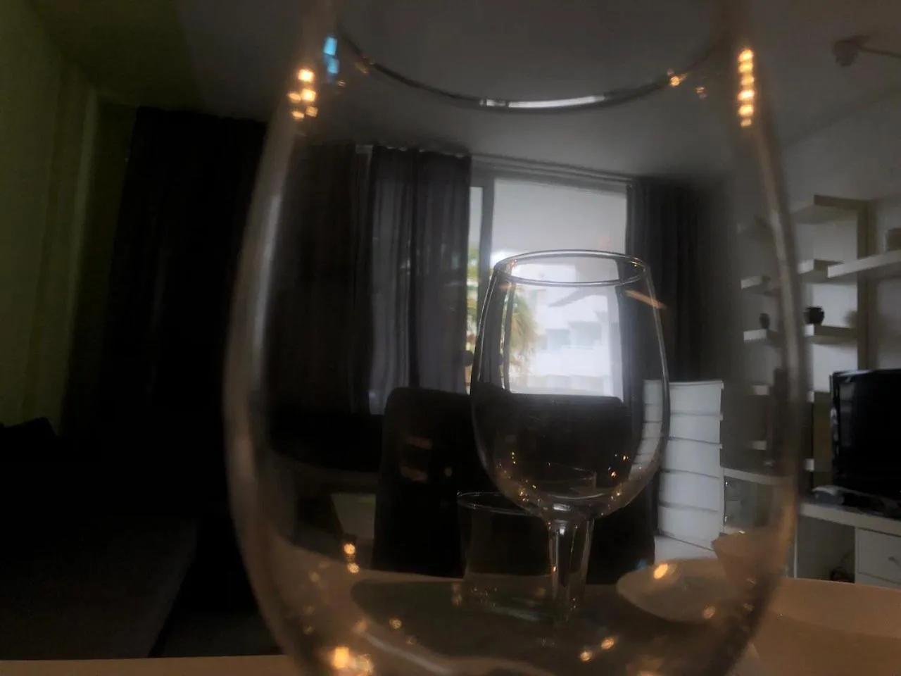 Apart Hotel Ponderosa 아데제